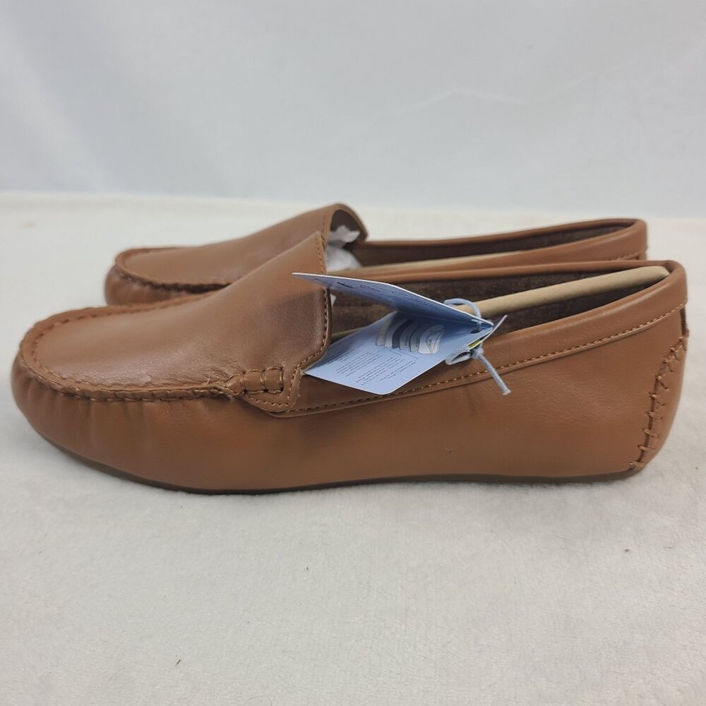 Aerosoles Over-Drive Womens Tan Loafers Sz 7.5 Lightweight Slip-On Comfort Shoes - Picture 4 of 10